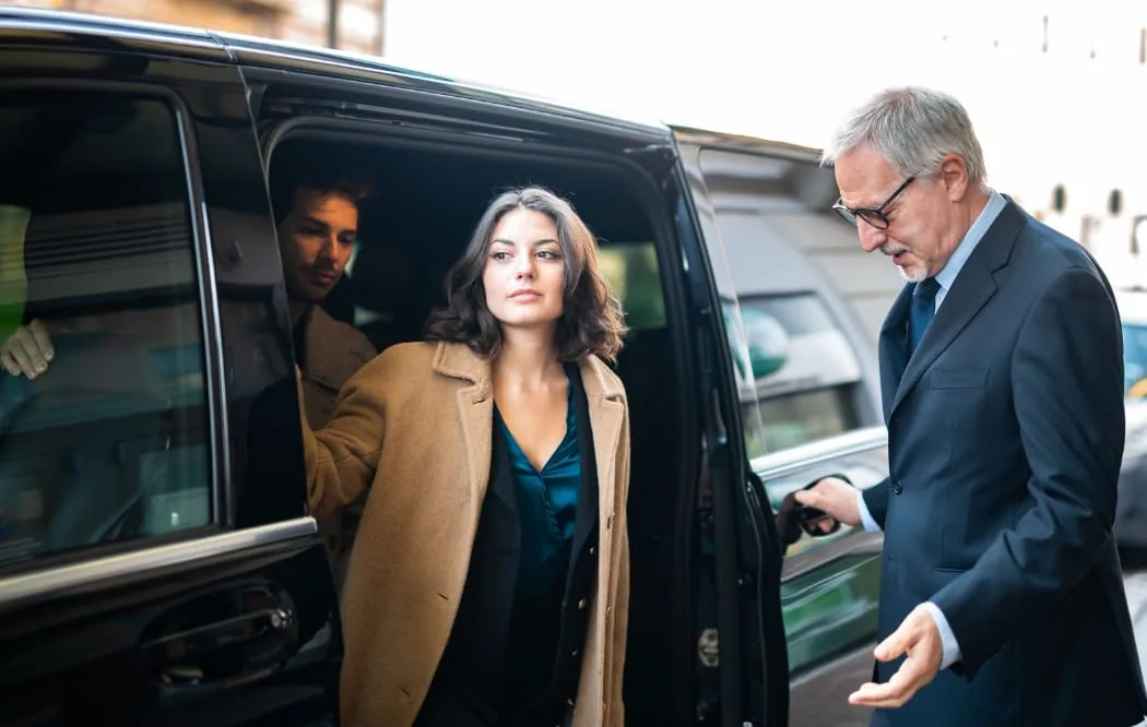 Seamless Journeys: Why Airport Transfers Redefine Travel Comfort